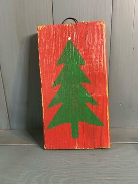 Hand-Painted Green Tree on Red Wood Holiday Wall Plaque